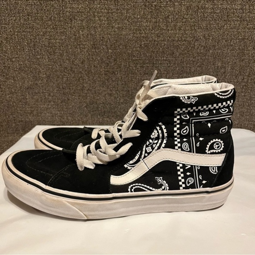 VANS Sk8 Hi Peace Paisley‎ Black White High Top Suede Sneakers Mens Size 8 - Picture 2 of 7